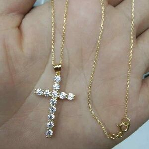 Elegant Gold Cross Pendant Necklace